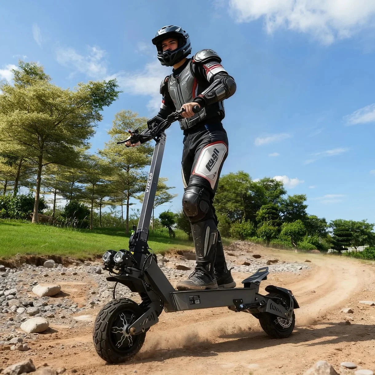 VIPCOO VS9 Dual Motor Electric Scooter – 60V 26Ah Battery | 11″ Off-Road Tires | Dual Suspension | High-Speed Adult E-Scooter | 3600W Long Range