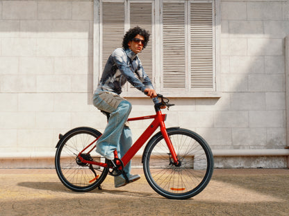 PIXAR S900 Electric Bike – 250W Motor | Samsung 36V 10Ah Battery | 700×40C Wheels | Hydraulic Brakes | Up to 100km Range | Torque Sensor City E-Bike