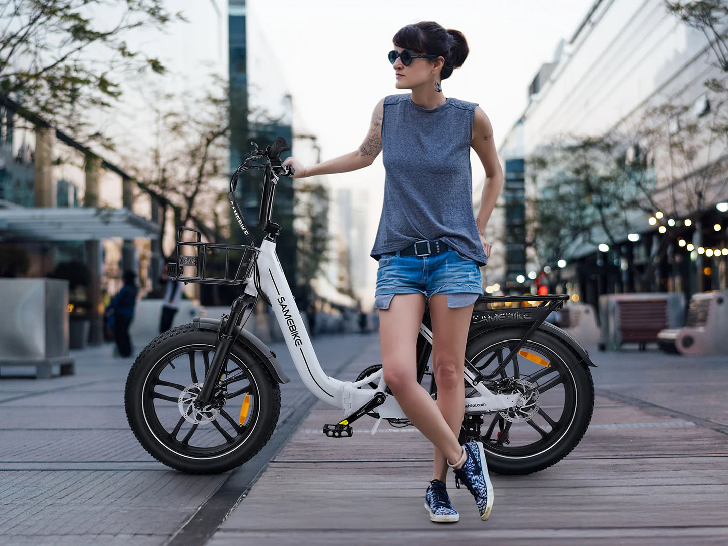 SAMEBIKE C05 Pro Electric Bike – 250W Motor | 36V 13Ah Battery | 20″ × 4.0″ Fat Tyres | Folding Step-Through E-Bike | Up to 90km Range